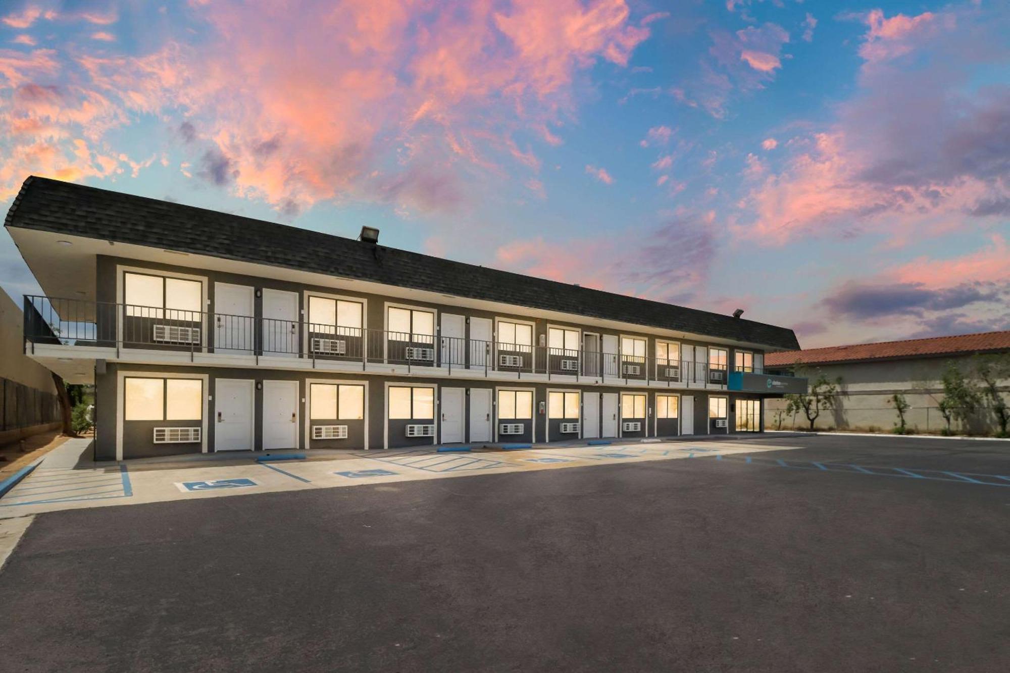 Clarion Pointe Near China Naval Station Hotel